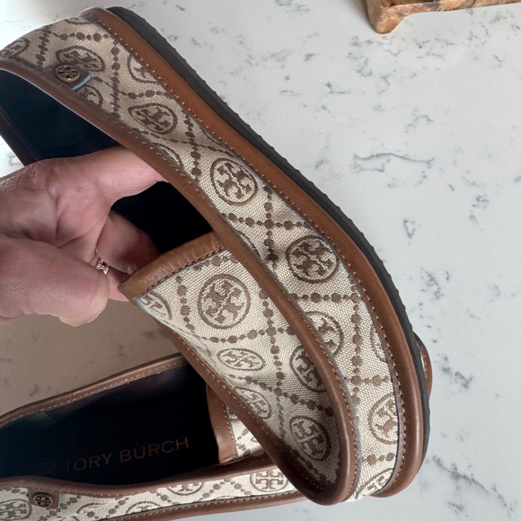 TORY BURCH WOMEN'S SHOES SIZE 9 BRAND NEW!!! - Picture 1 of 8